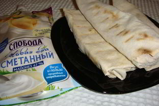 Ролл с курицей и овощами