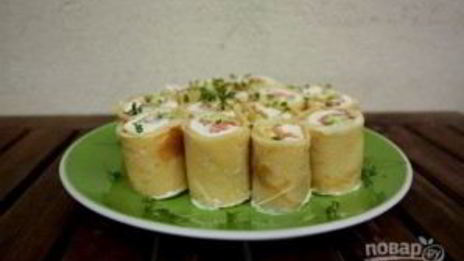 роллы из блинов с семгой