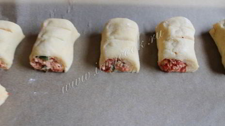 роллы из теста с тунцом