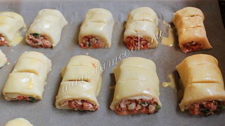 роллы из теста с тунцом