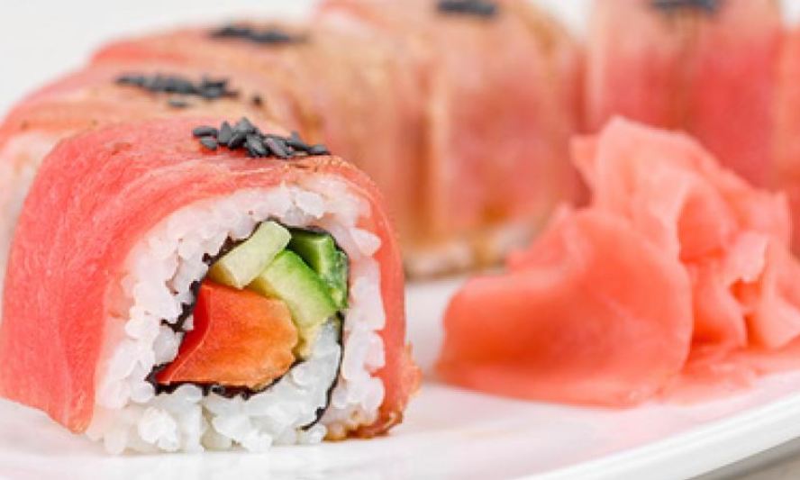 Рецепт роллы из тунца, перца, авокадо и огурца