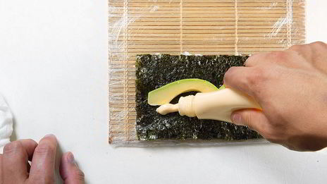 роллы калифорния с крабом