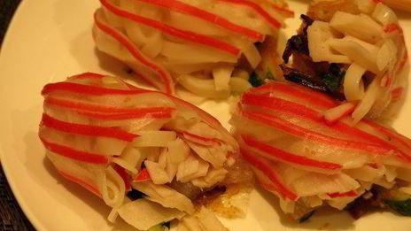 роллы полосатики с крабовыми палочками