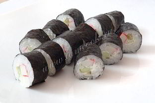 Роллы с крабовыми палочками