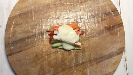 спринг-роллы с крабовыми палочками