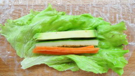 спринг-роллы с креветками