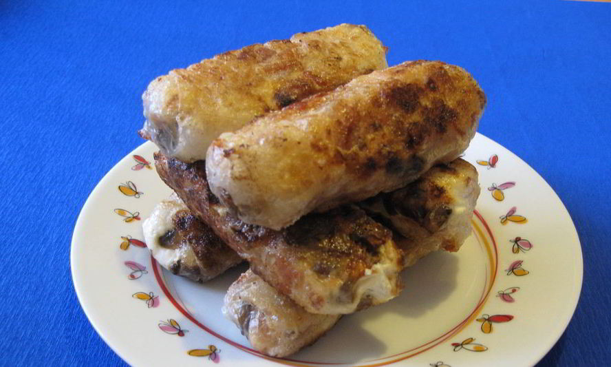 Рецепт спринг-роллы с курицей, грибами и сливочным сыром