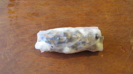 спринг-роллы с курицей, грибами и сливочным сыром