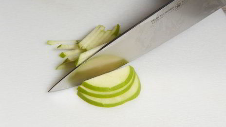 спринг-роллы с овощами и соусом