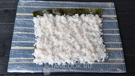 запеченные роллы с курицей