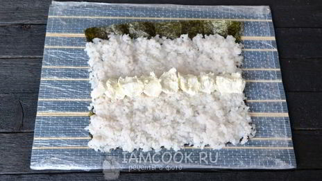 запеченные роллы с курицей