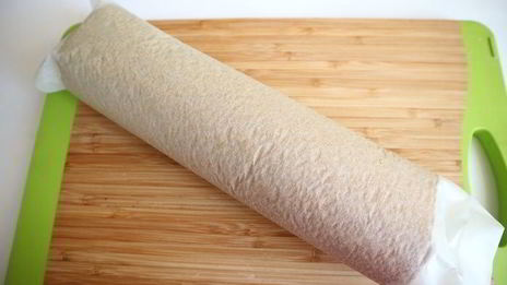 бисквитный рулет из тыквенных семечек