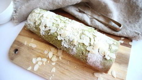 бисквитный рулет из тыквенных семечек