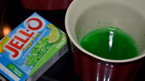 фруктовый желатиновый рулет