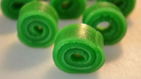 фруктовый желатиновый рулет