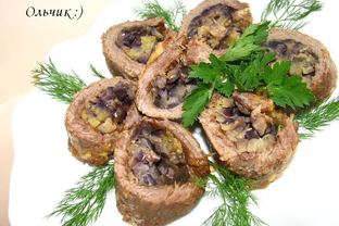 Говяжий рулетик с баклажаном и сыром