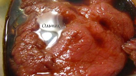 говяжий рулетик с баклажаном и сыром