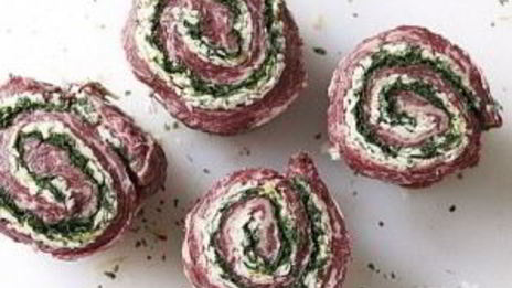 говяжьи рулетики с сыром и зеленью