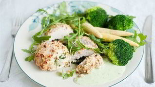 Куриные рулетики с горчичным соусом