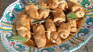 Куриные рулетики с оливковой начинкой