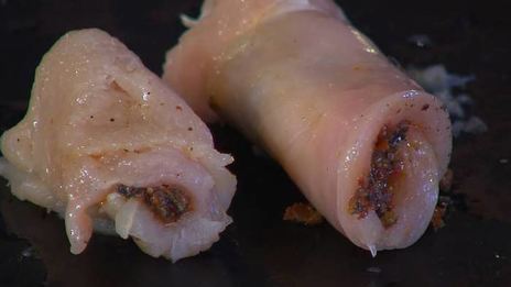 куриные рулетики с оливковой начинкой