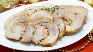 Мясной рулет с беконом