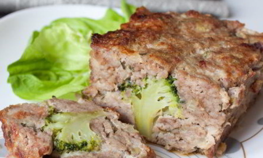 Рецепт мясной рулет с брокколи и цветной капустой