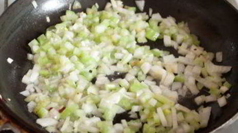 мясной рулет с брокколи и цветной капустой