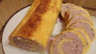 Мясной рулет в сырной оболочке