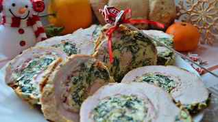 Новогодний рулет из индейки