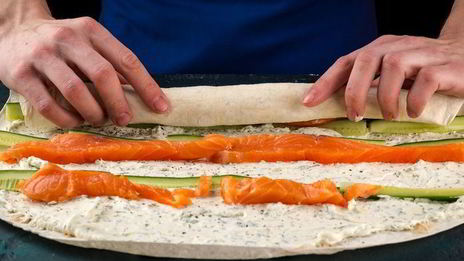 рулет из лаваша новогодний