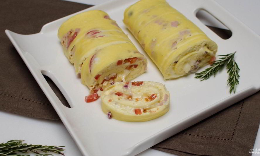 Рецепт рулет из омлета с сыром