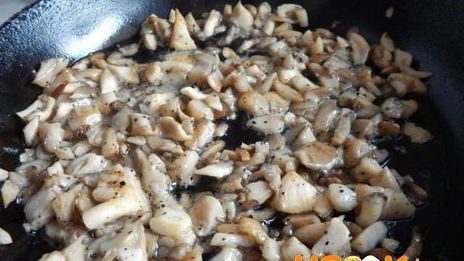 рулет из свинины с начинкой