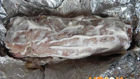рулет из свинины с начинкой