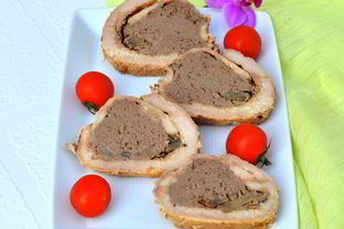 Рулет мясной с печеночным паштетом