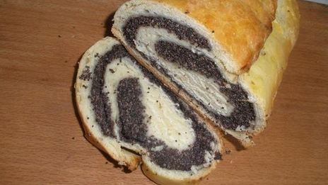 рулет с маком