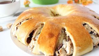 Рулет с орехами из дрожжевого теста