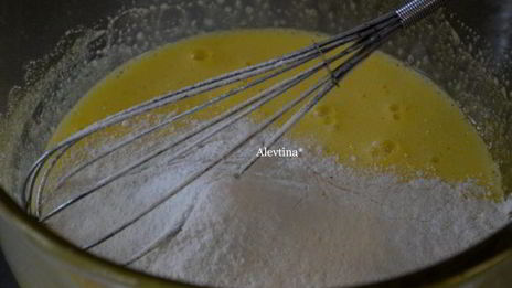 рулет с пеканом и шоколадной начинкой