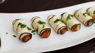 Рулетики из баклажанов