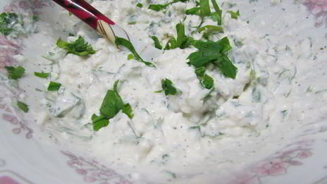 рулетики из кабачков с курино-творожной начинкой