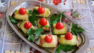 Рулетики из огурцов