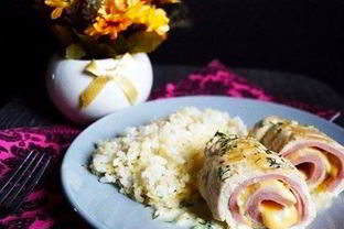 Рулетики Кордон Блю в сливочном соусе