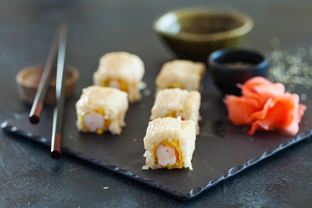 Рулетики с рисом и креветками