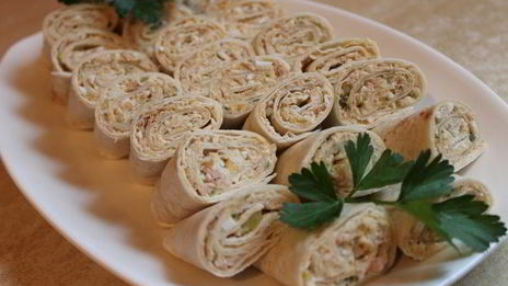 рулетики с тунцом