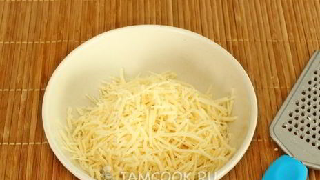 рулетики с ветчиной, сыром и чесноком