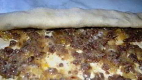 закусочные рулеты из слоеного теста