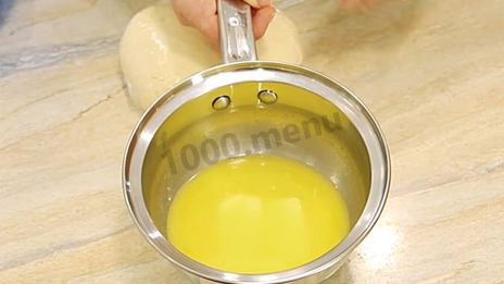 самса с фаршем из слоеного теста