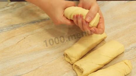 самса с фаршем из слоеного теста