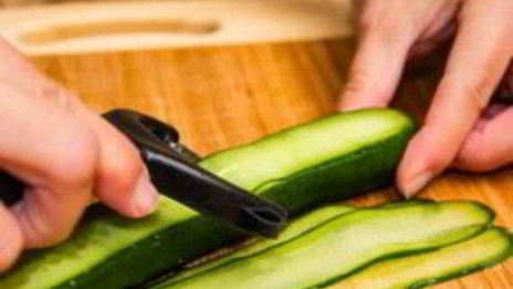 суши с огурцом