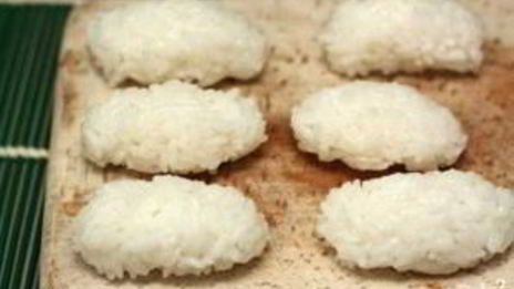 суши с угрем